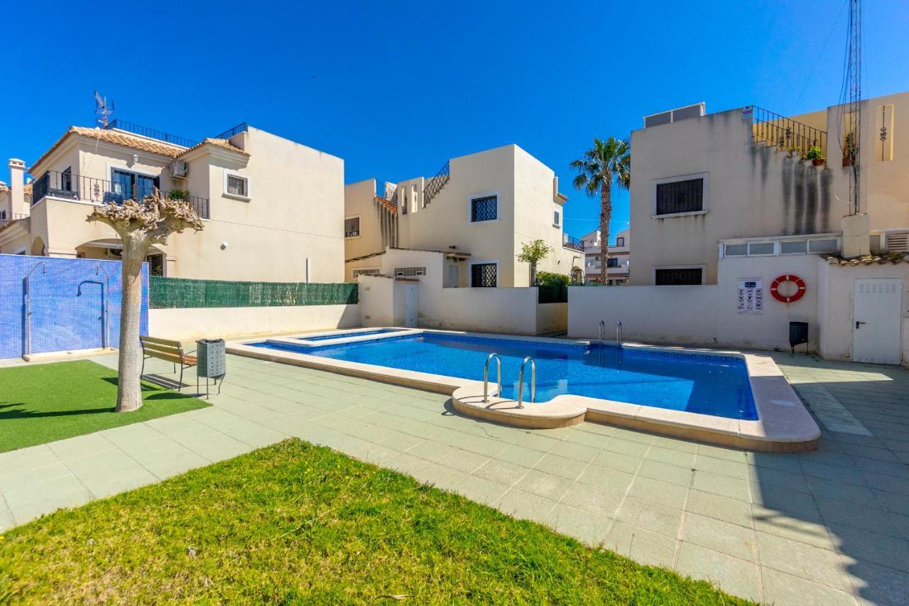 Fh Mediterraneo Torrevieja Exterior photo