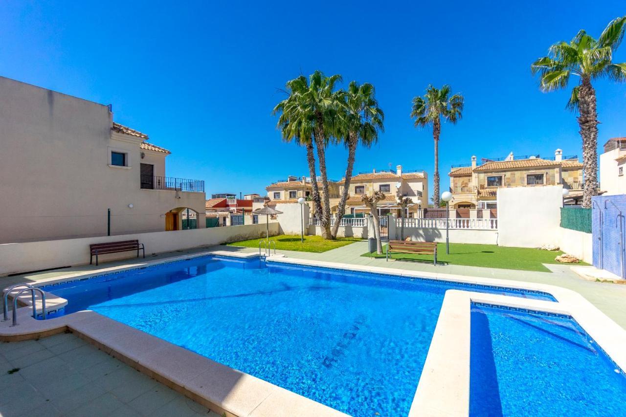 Fh Mediterraneo Torrevieja Exterior photo